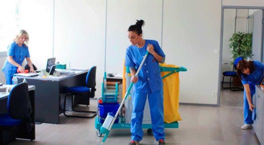 Se Necesita Personal de Limpieza: Gana 1.200€/mes - No Necesitas Estudios